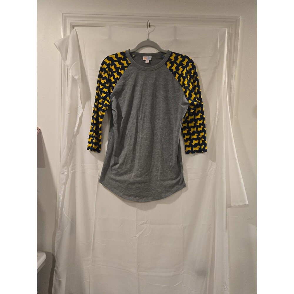 LuLaRoe Randy Baseball Tee Grey with Yellow Scottie Dog Sleeves Small